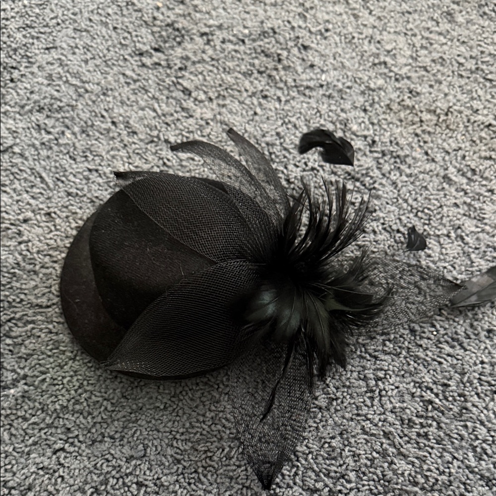 Elegant Black Fascinator Hat